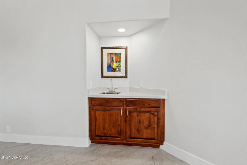 Convenient Wet Bar