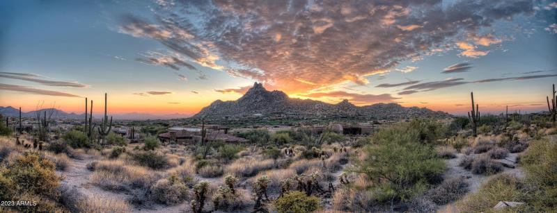 020_Magical Sunset and Pinnacle Peak