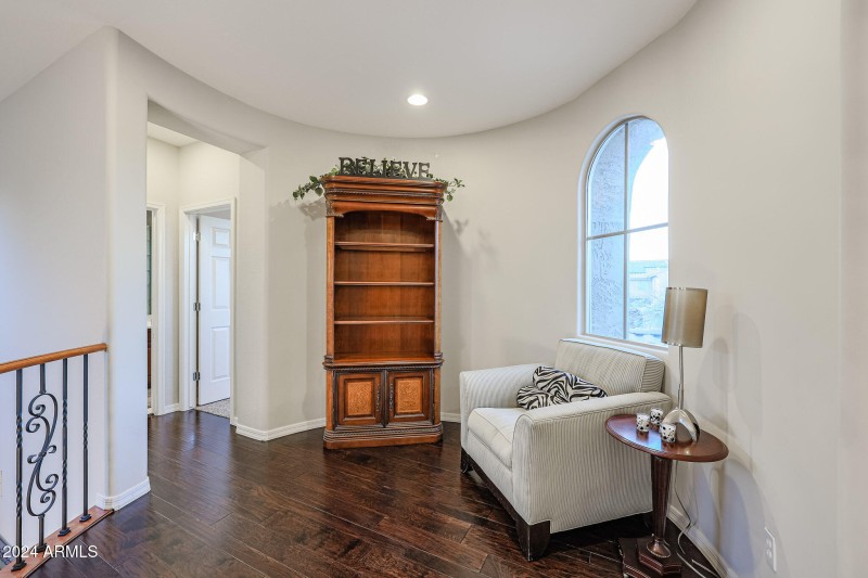 upstairs hallway nook