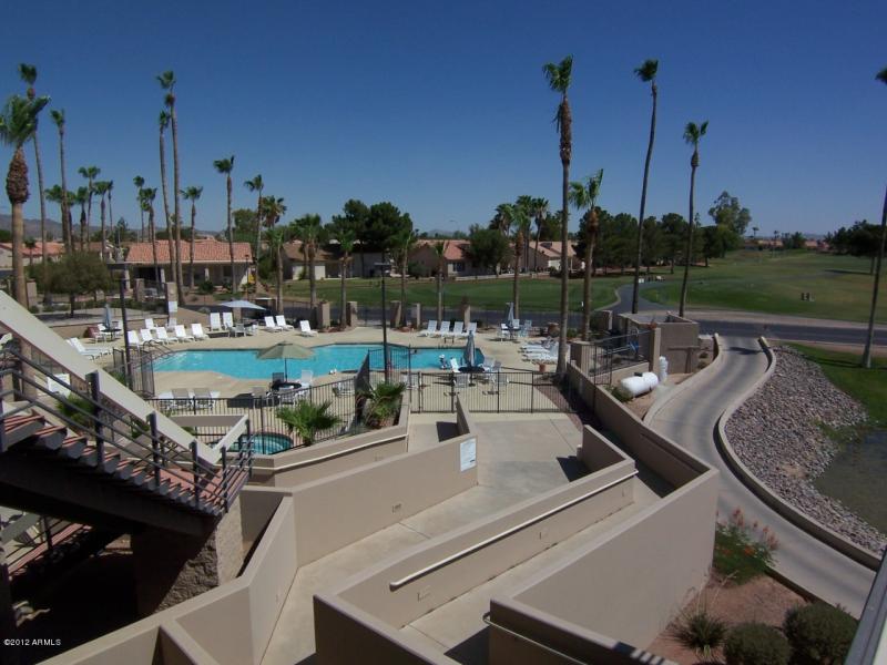 Pool & Spa, Driving Range & Putting!