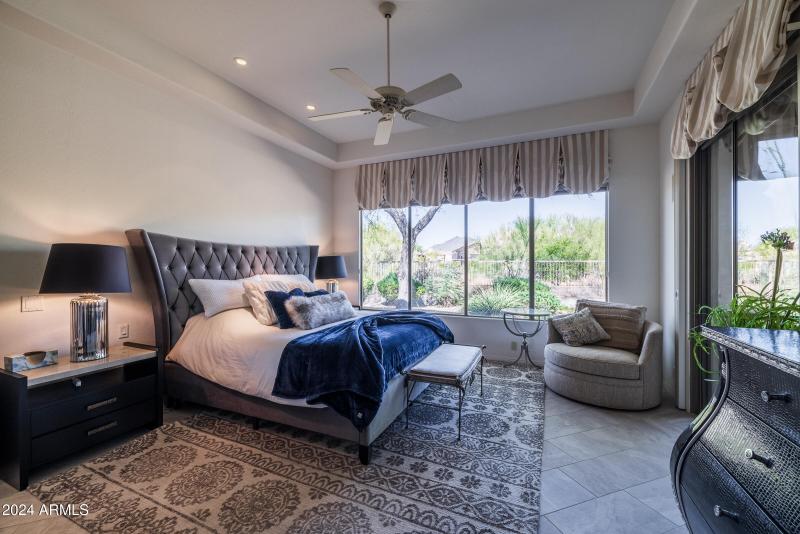 7020 E Mighty Saguaro Way-17