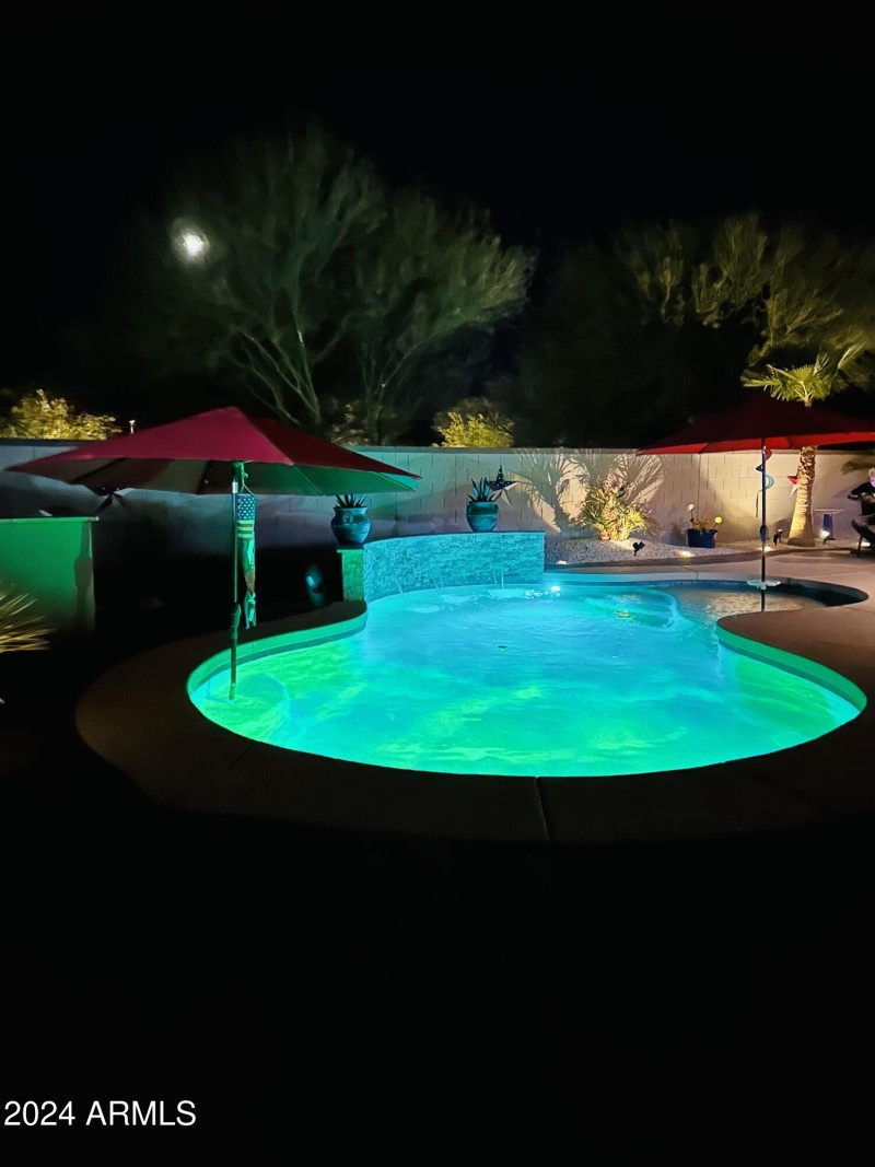 Night shot of the pool