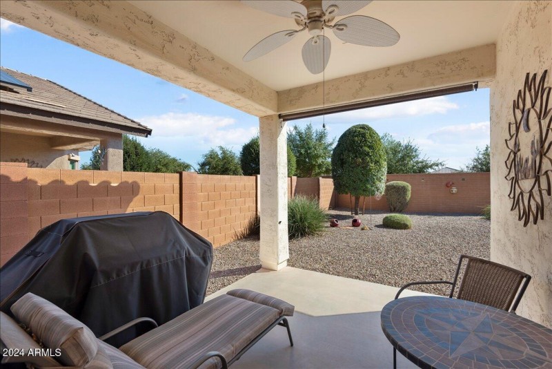 26-Back Patio & Yard