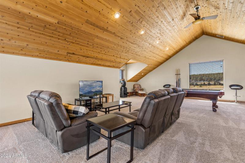 8950 W Antoinette Way-61