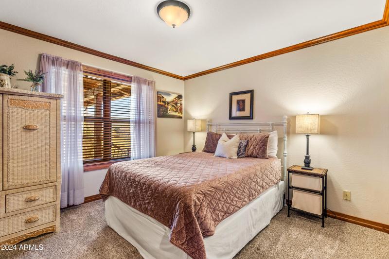 8950 W Antoinette Way-38