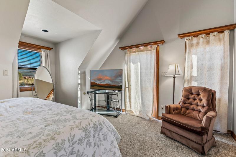 8950 W Antoinette Way-27