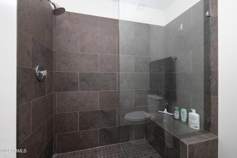 9705_E_Mountain_View_Rd_1076_14