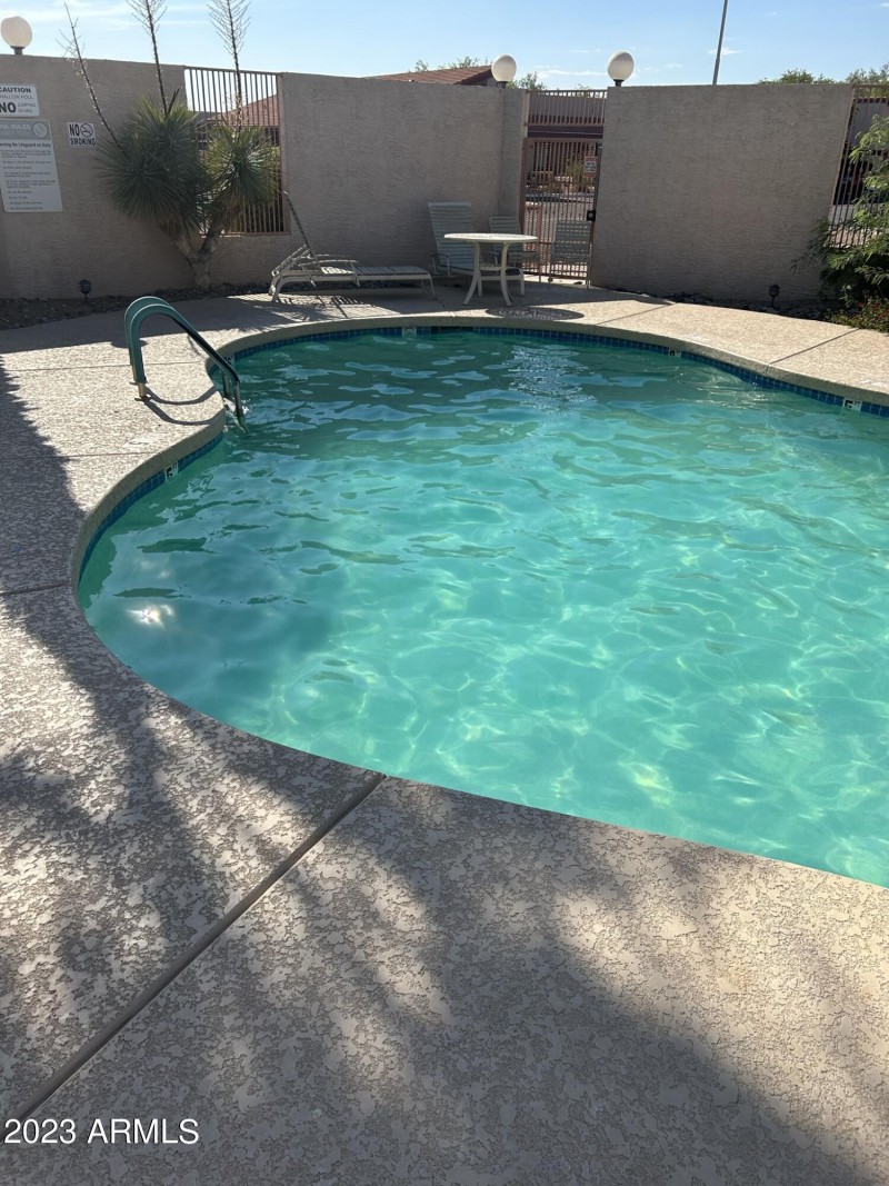 7236F688-95B2-4480-8949-E9ED6441BAAE