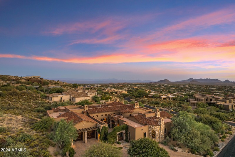 Bella Vita - 42383 N 111TH PL