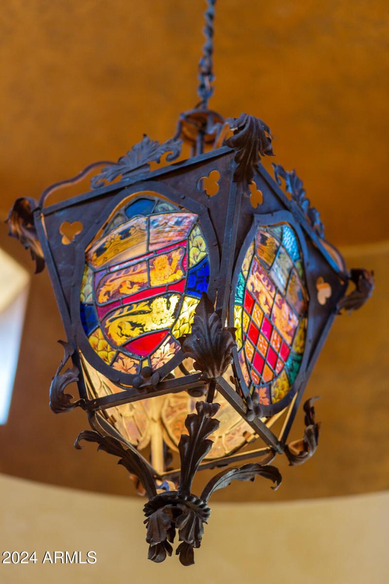 Bella Vita - 42383 N 111TH PL