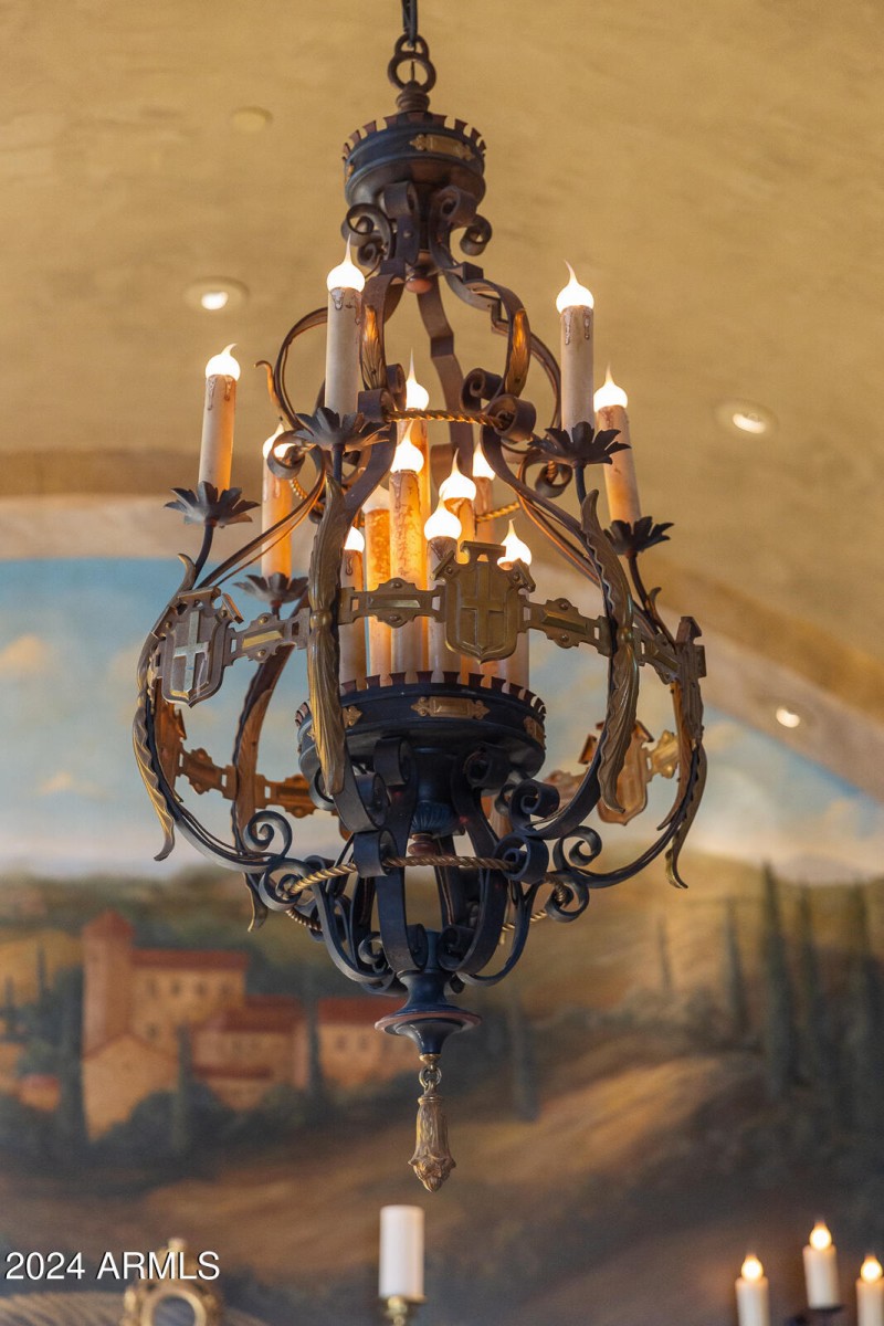 Bella Vita - 42383 N 111TH PL