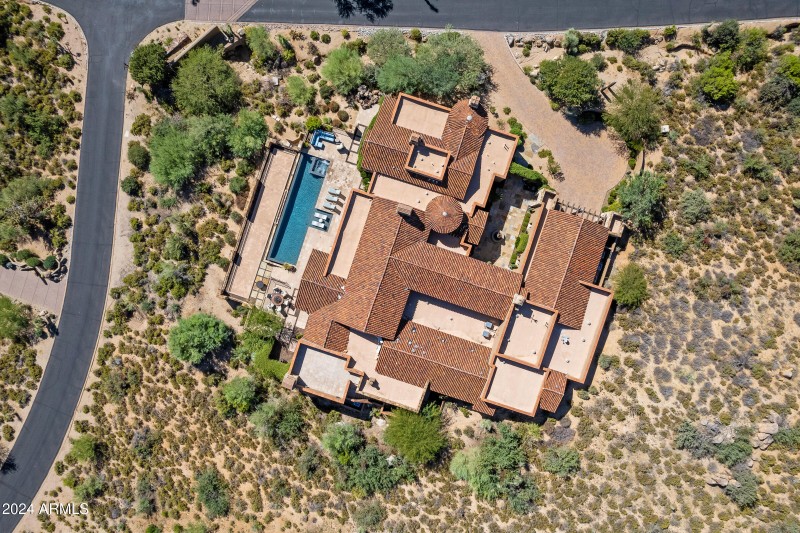 Bella Vita - 42383 N 111TH PL