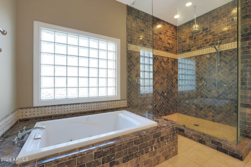 Primary Bedroom_Shower and Tub_View 2