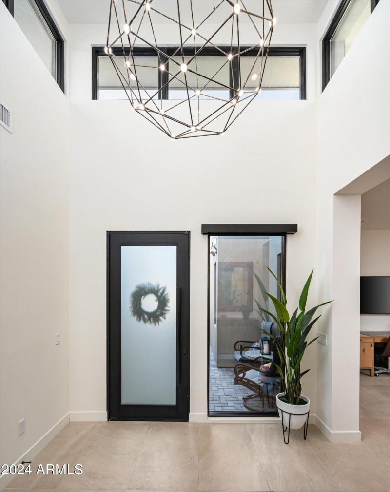 27-37200NCaveCreekRdUnit1034-27