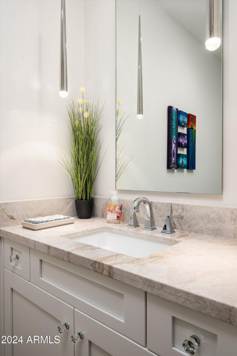 32-37200NCaveCreekRdUnit1034-32