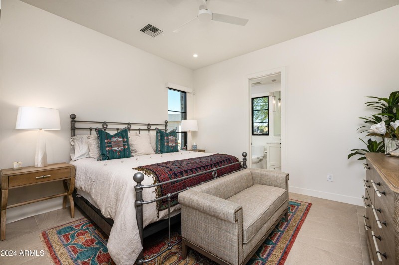 35-37200NCaveCreekRdUnit1034-35