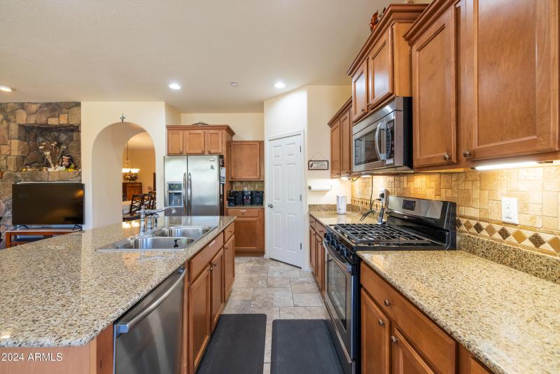 12114 W Lone Tree Trail-25