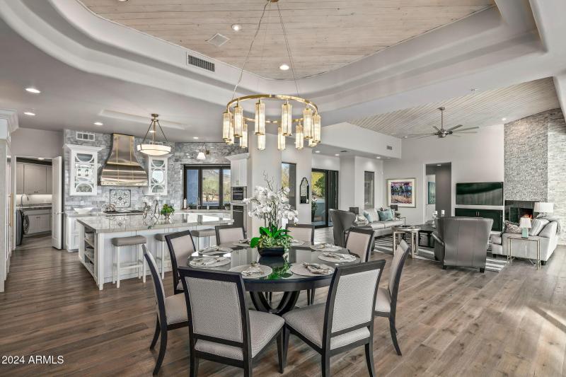 014_DiningKitchenGreat Room