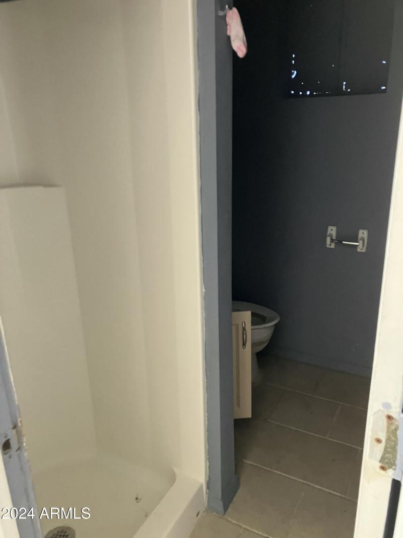 38C6F3E9-41CE-4CA8-A546-AA365A896883