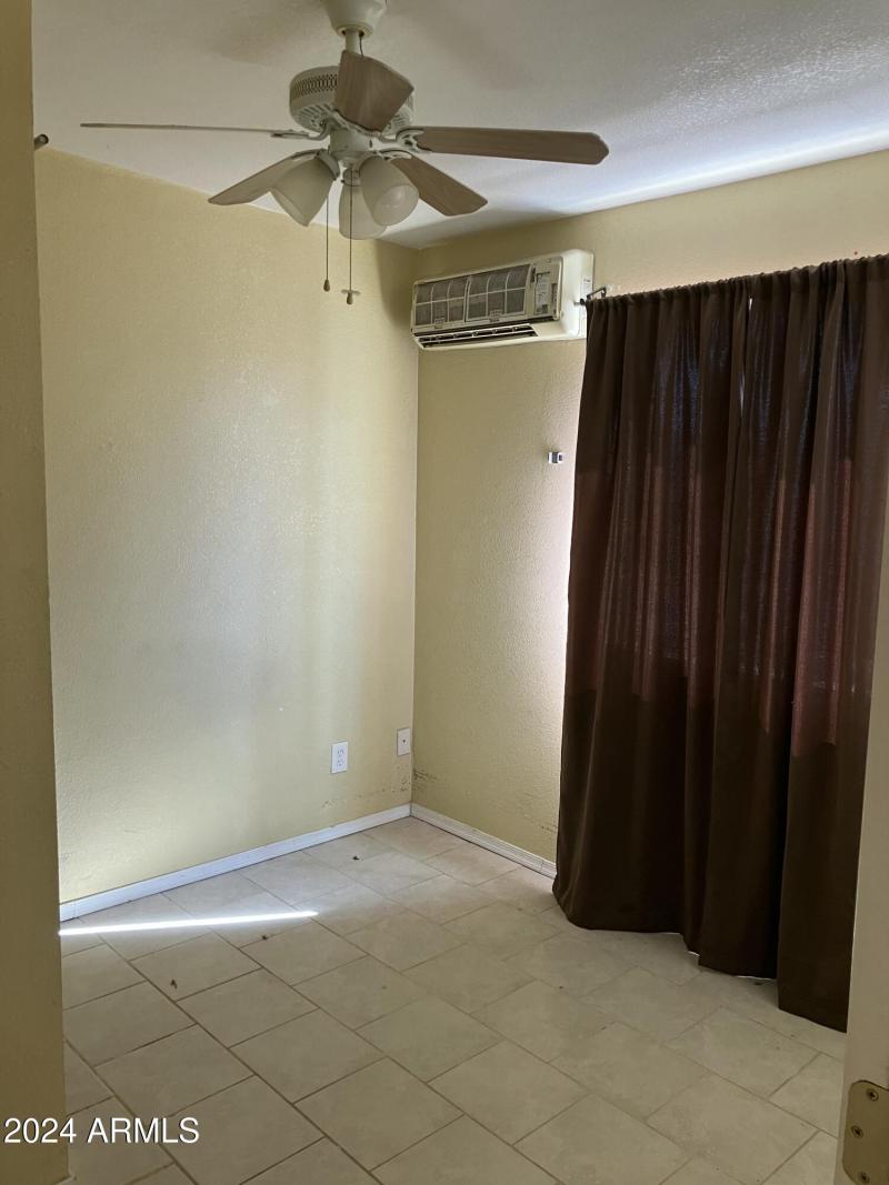 9B7992BF-1284-40C3-BE6C-53D88D35DEDA