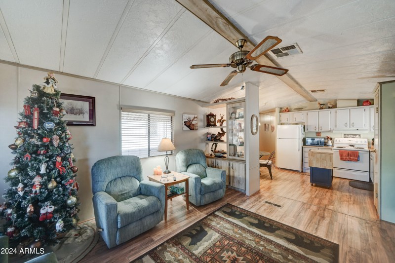 9333 E University #177-6