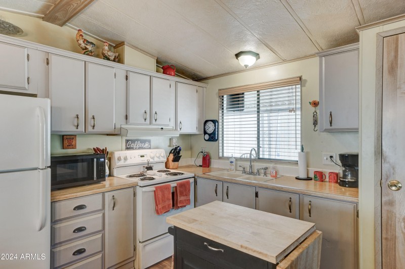 9333 E University #177-12