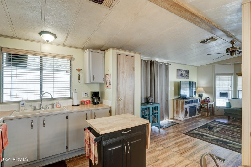 9333 E University #177-13