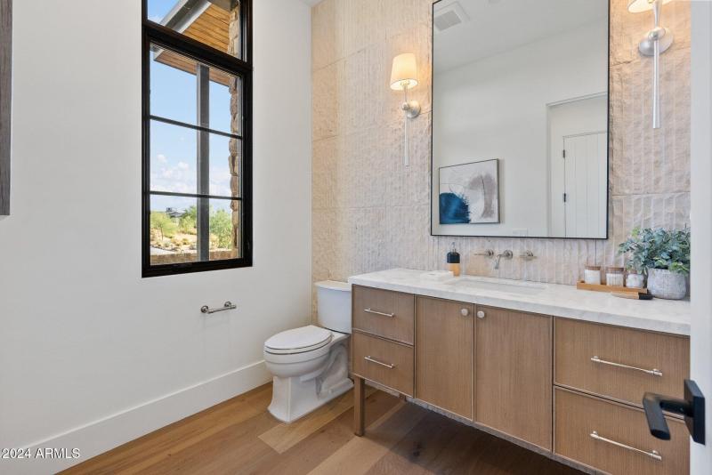 67-web-or-mls-A7S09135