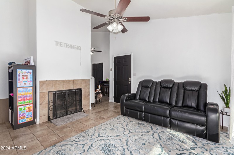 1b973fe2e0d3f44d31f06c0060d2598f