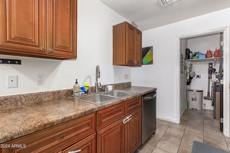 3e51147593721e04f3a76cf12a0c40b5