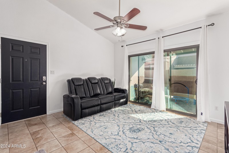 9308e583240e1cdf9264c43b6ed130a0