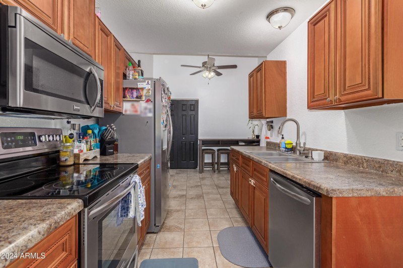 ca5247d7cf679195fd3cb2d8671c3ba6