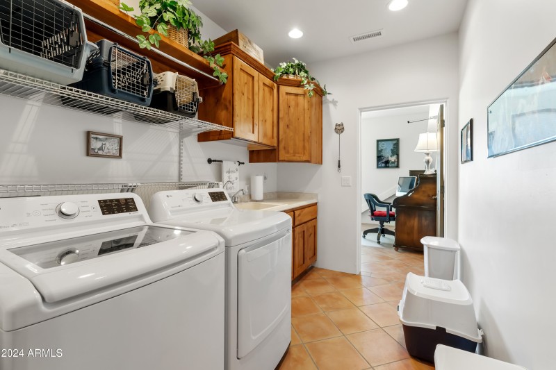 15-Laundry Room