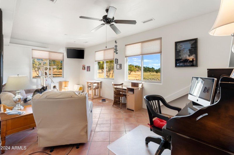 16-Office_Family Room