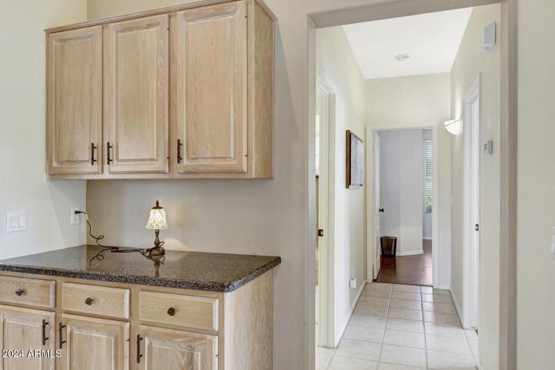 33_4343_East_Mossman_Drive__25_mls