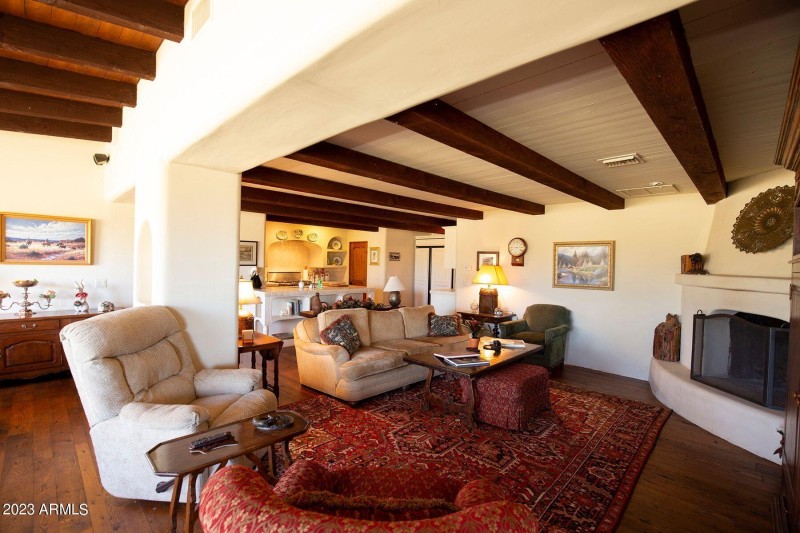 Montosa Living Room i