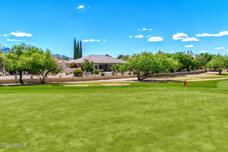 11023_2999 Glenview Drive