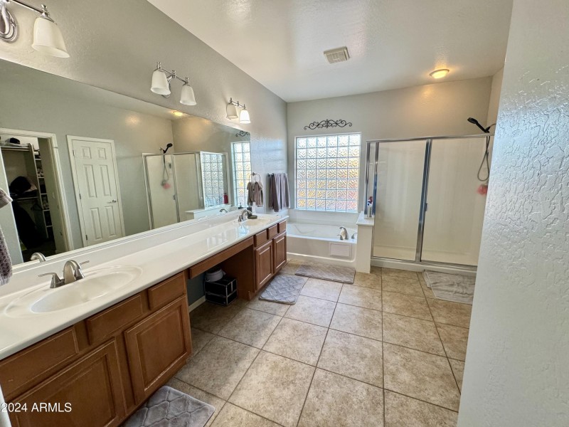 42B7374E-D117-448C-869F-D3740F05772B