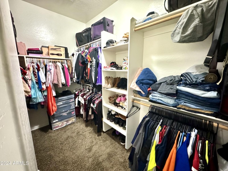 B2AC41BA-BC31-48C7-A41D-3EDA42E969FB