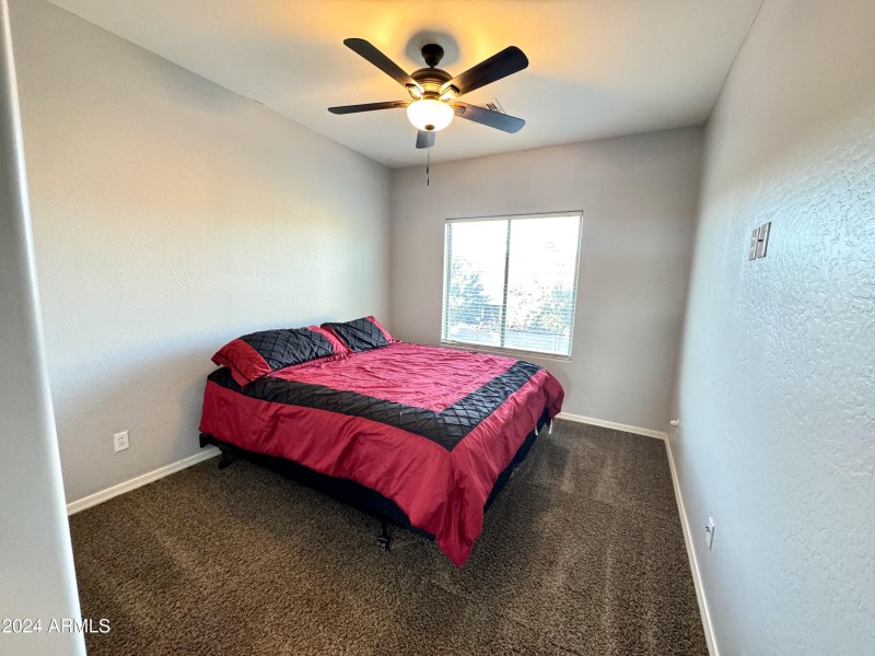 C9CC6EEC-500C-4DCF-BFAD-D30856733966