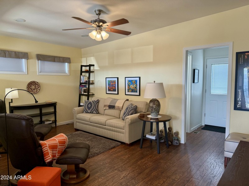 7750 E. Broadway Rd. #776