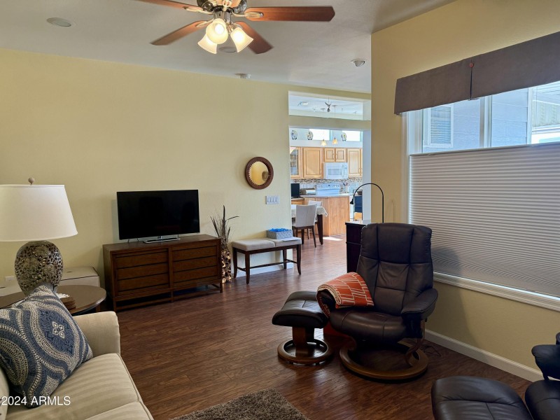 7750 E. Broadway Rd. #776