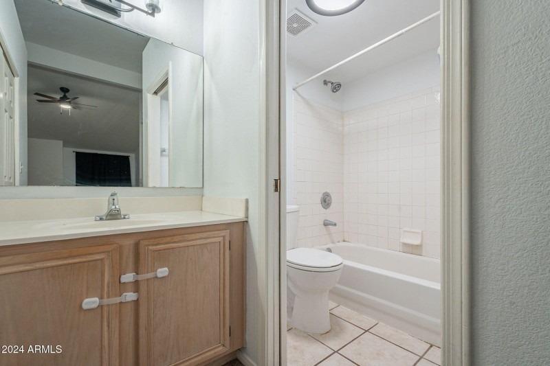 25-web-or-mls-University-25