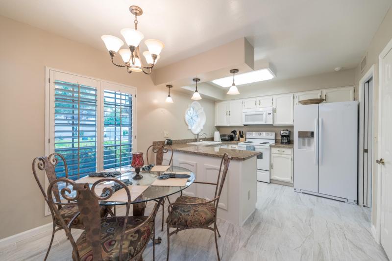 Unit 137 Eat in Kitchen