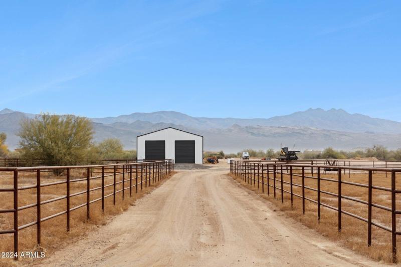 10-web-or-mls-27407-n-156th-st