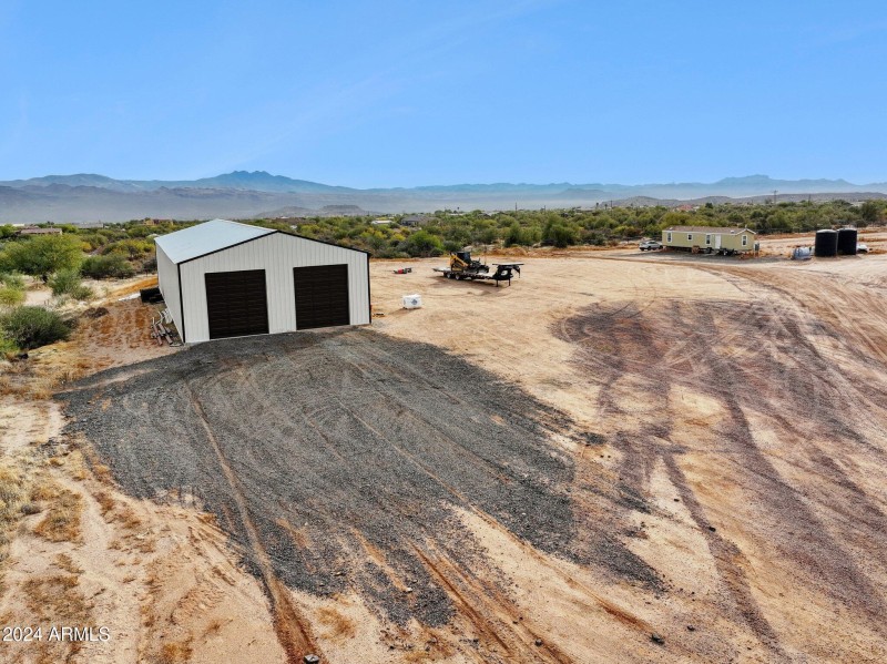 31-web-or-mls-27407-n-156th-st