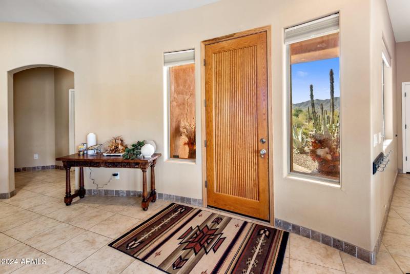 Grand Entry with Mountain Views