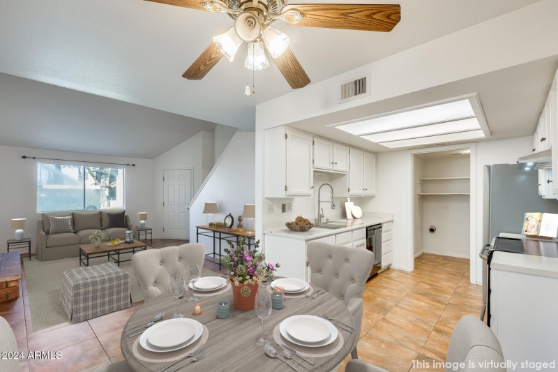 Kitchen/Dining/Family Room-VS