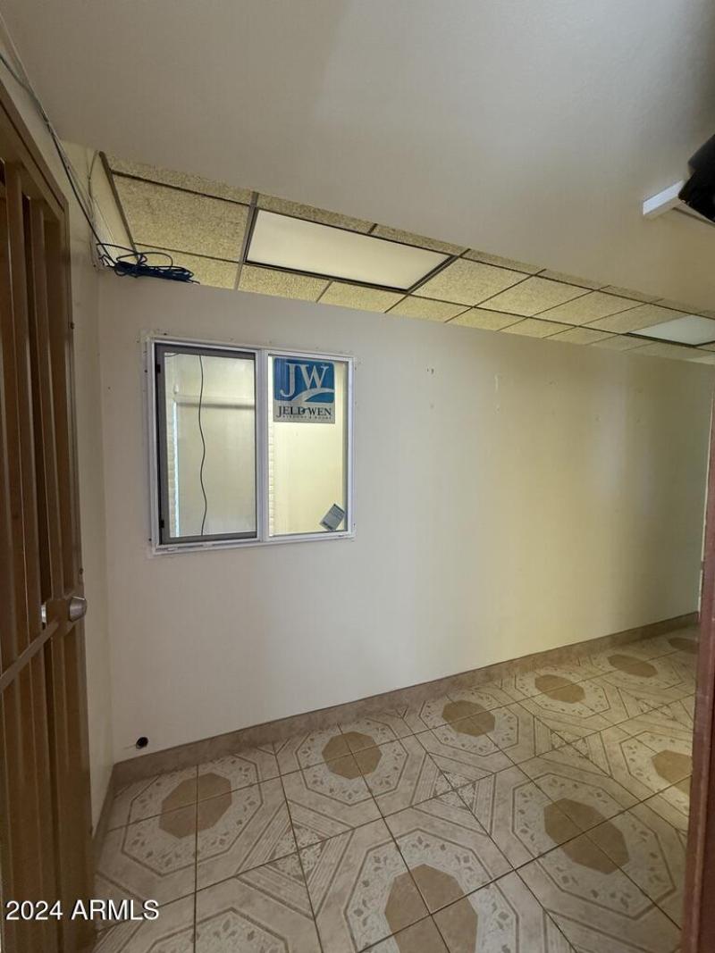 3FCE0738-0085-4E6E-9156-F1BFF5EAEABD_1_1