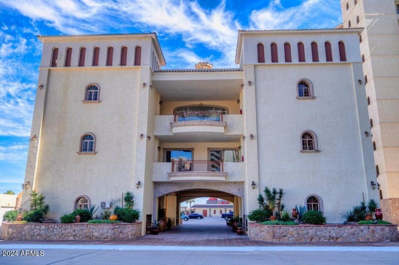 Clubhouse w Gym, Game Room and Pary Room